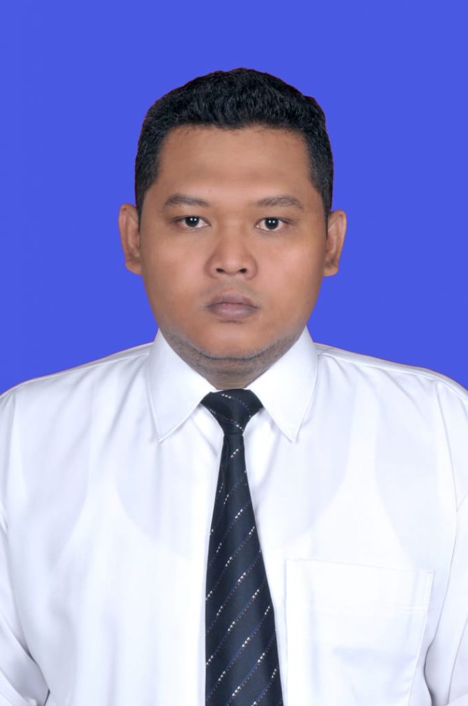 This image has an empty alt attribute; its file name is Foto-679x1024.jpg